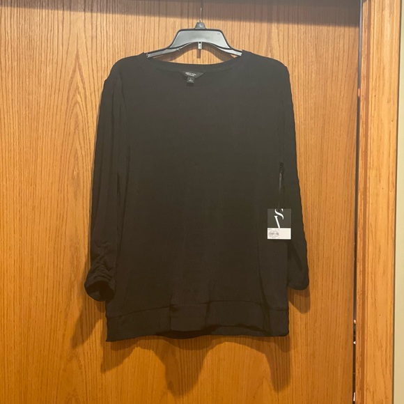 Black Vera Wang Blouse! - Picture 1 of 3